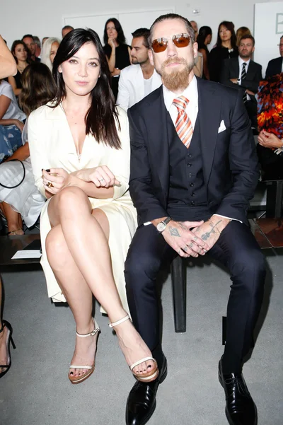 Look 3